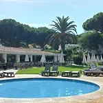 شقة With 2 Bedrooms In Balaia, Olhos De Agua, البوفيرا
