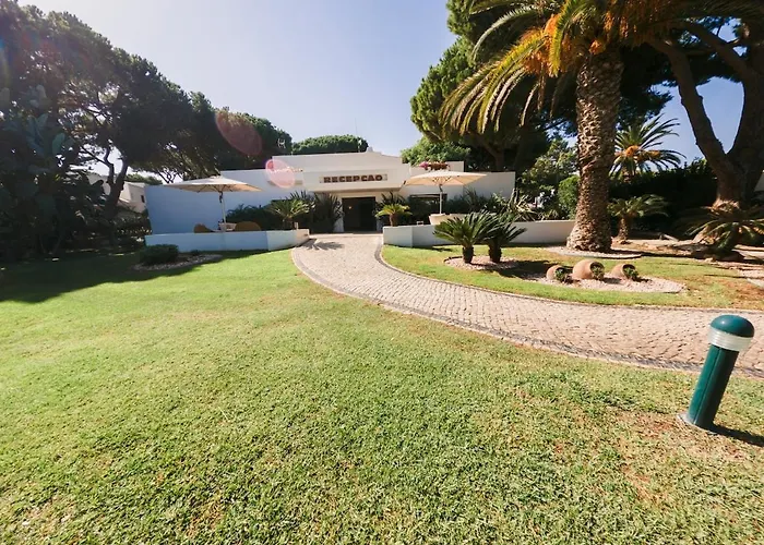 With 2 Bedrooms In Balaia, Olhos De água, Apartamento Albufeira