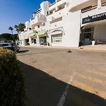 With 2 Bedrooms In Balaia, Olhos De Agua, * 阿尔布费拉