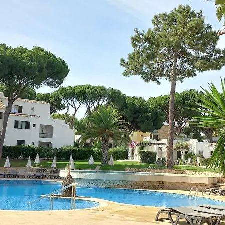 With 2 Bedrooms In Balaia, Olhos De Agua, البوفيرا