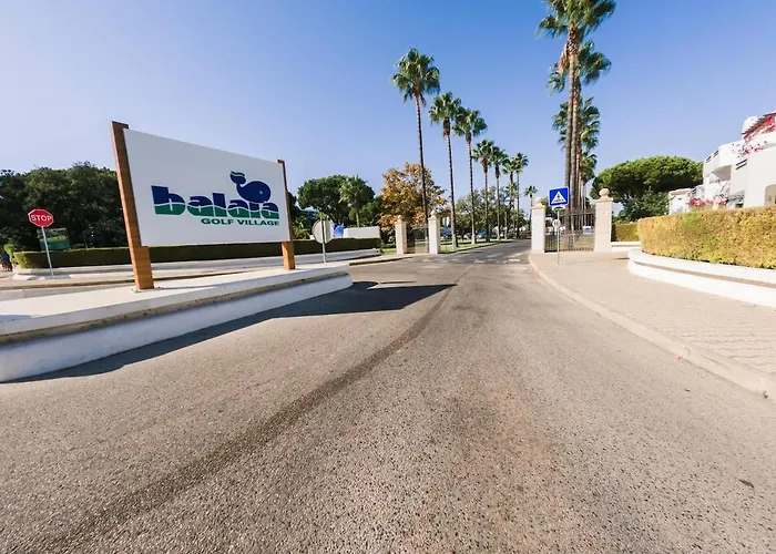 Apartament With 2 Bedrooms In Balaia, Olhos De Agua, Albufeira