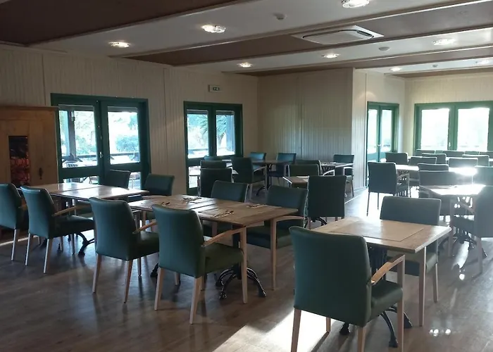 With 2 Bedrooms In Balaia, Olhos De Agua, Apartament Albufeira